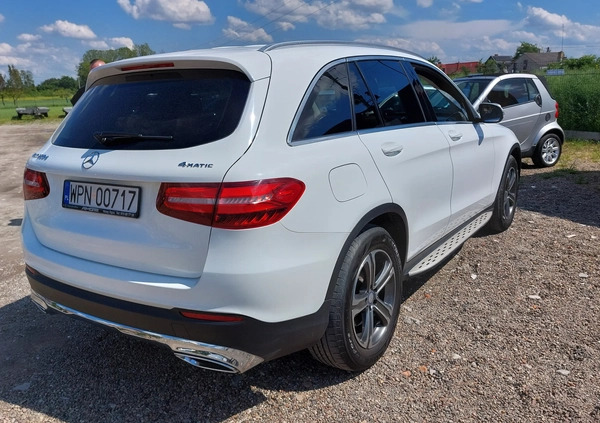 Mercedes-Benz GLC cena 129999 przebieg: 117000, rok produkcji 2016 z Płońsk małe 379